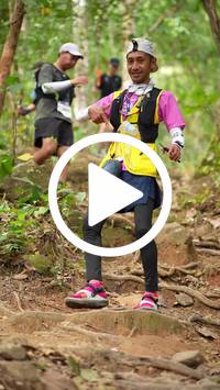 BIB:  <button type="button" onclick="openModal(27582027)" class="btn btn-primary btn-sm float-right" data-toggle="modal" data-target=".modal-high-quality">
                <i class="fa fa-download"></i> Download
                </button>